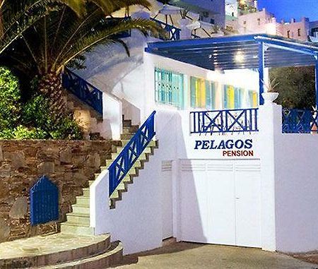 Pelagos Hotel - Apartments Хора Екстер'єр фото