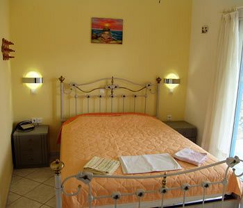 Pelagos Hotel - Apartments Хора Екстер'єр фото